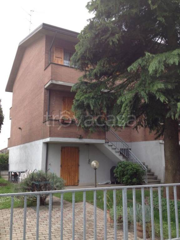 Villa a Schiera in affitto a Ferrara via Coronella, 46/f
