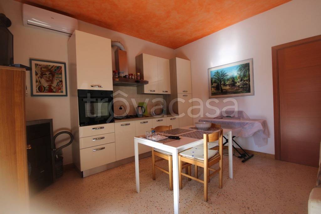 Appartamento in vendita ad Adria bellombra Strada San Giacomo, 0