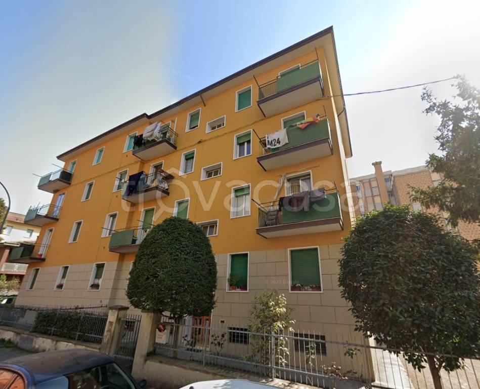 Appartamento in affitto a Bologna via Luca della Robbia