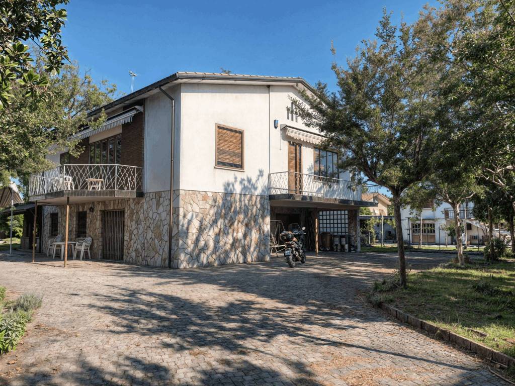 Villa in vendita a Maserada sul Piave via Madonna delle Vittorie, 1