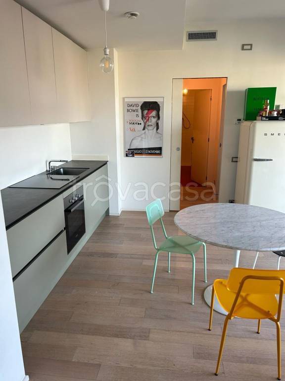 Appartamento in in affitto da privato a Parma piazza Mario Monguidi, 21