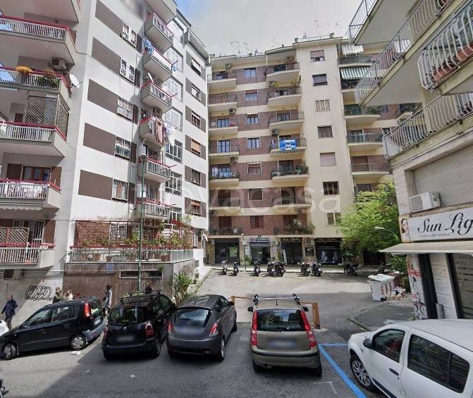 Appartamento in affitto a Napoli via Camillo De Nardis, 26