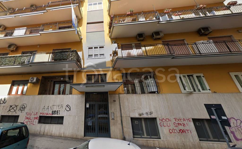 Appartamento in affitto a Napoli via Domenico Fontana