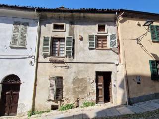 Casa indipendente all'asta a costigliole d'asti via pola, 10