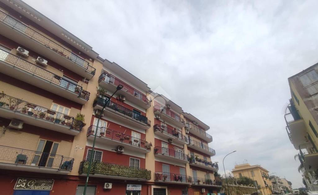 Appartamento in affitto a Napoli via Emilio Scaglione, 142