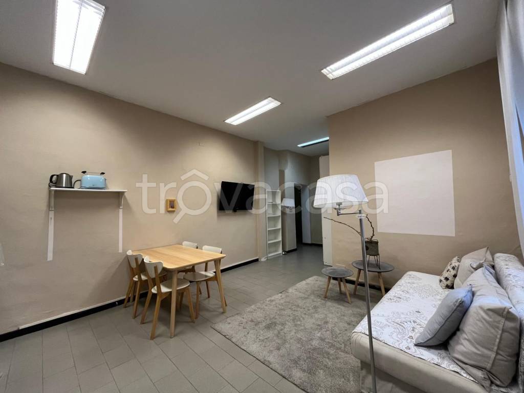 Appartamento in affitto a Bologna via Castiglione