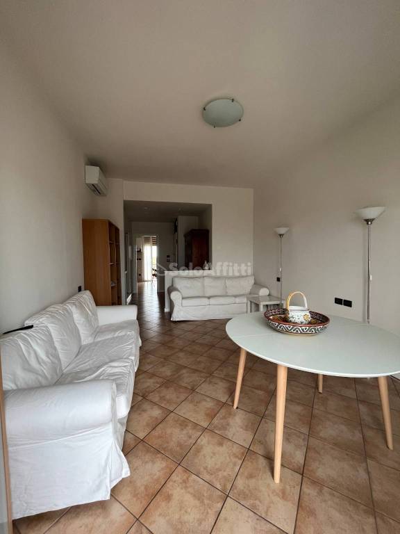 Appartamento in affitto a Rimini via Circonvallazione Meridionale