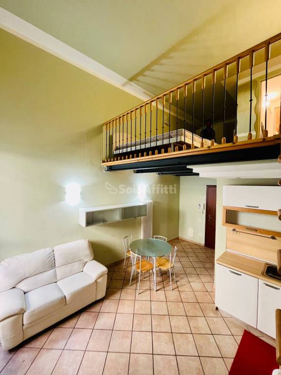 Appartamento in affitto a Rimini via Cairoli, 12