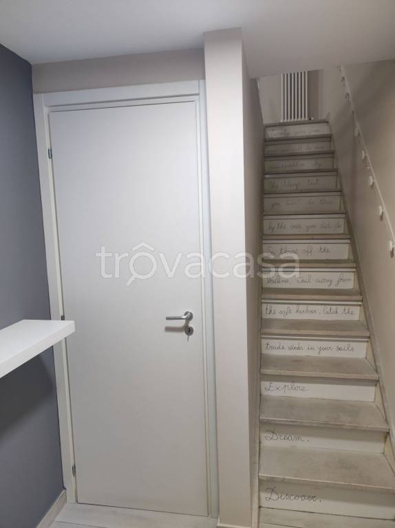 Appartamento in in affitto da privato a Pomigliano d'Arco via Firenze, 28