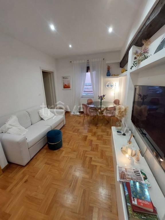 Appartamento in affitto a Bologna via Orfeo , 26