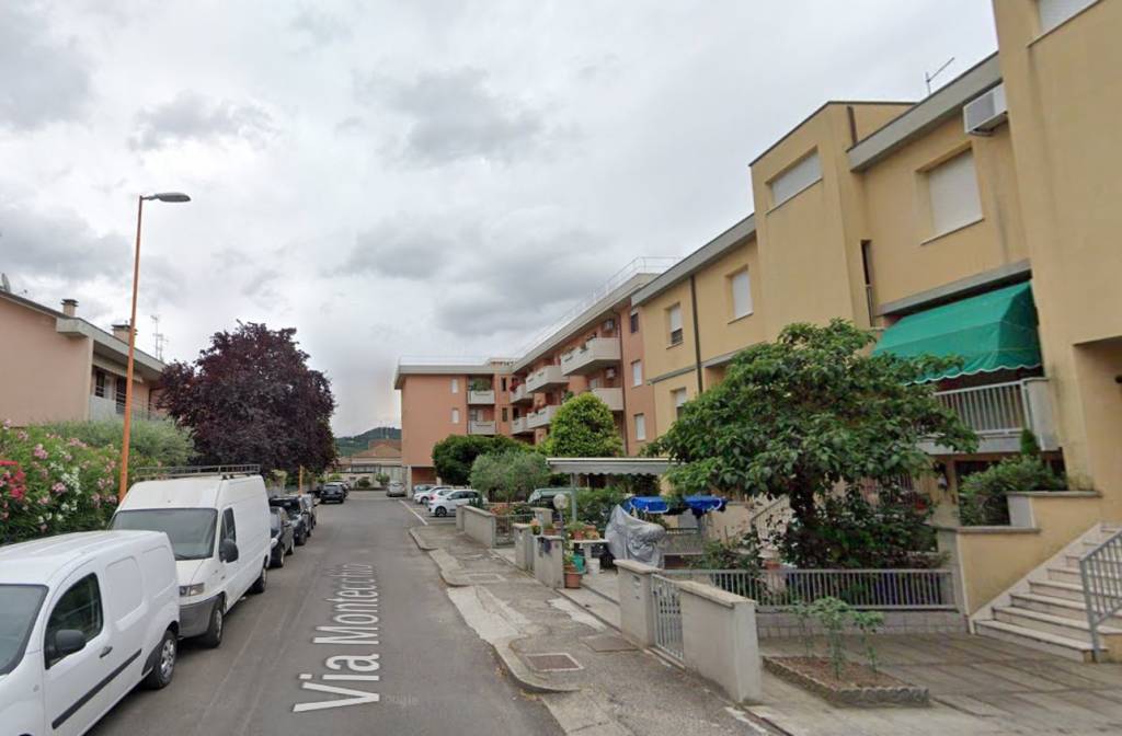 Appartamento in affitto a Cesena via Montecchio
