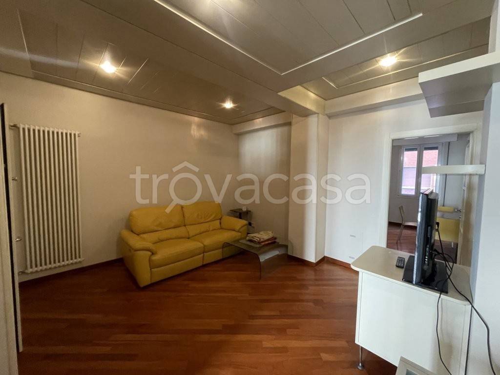 Appartamento in affitto a Bologna via delle Lame, 113