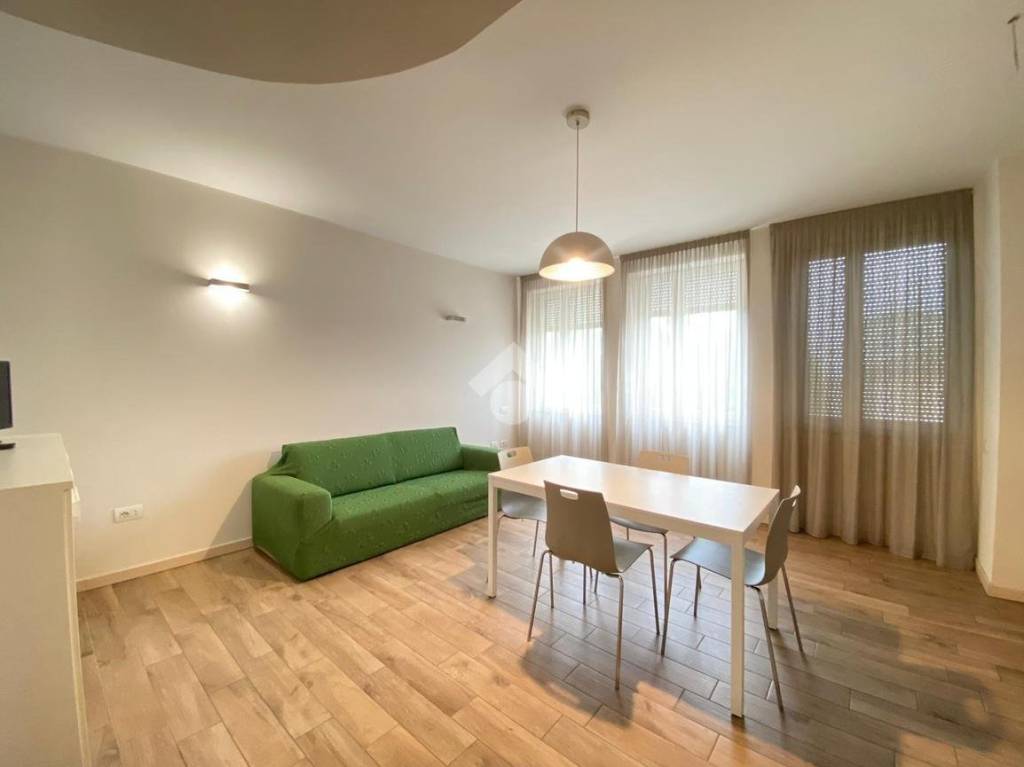 Appartamento in affitto a Fiorenzuola d'Arda viale Cairoli, 17