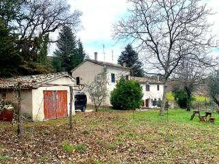 Casale in in vendita da privato a treia contrada san lorenzo, 1