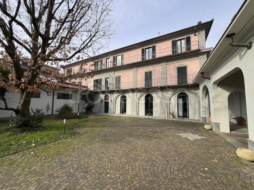 immagine annuncio 1 di 4