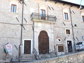 Appartamento in affitto a ovindoli piazza san rocco