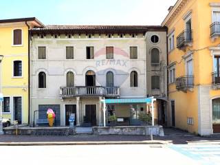 Casa indipendente in vendita a cappella maggiore piazza vittorio veneto, 20 e 21