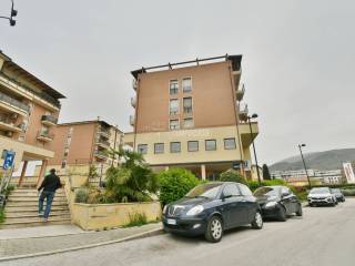 Appartamento in vendita ad ascoli piceno viale costantino rozzi 13