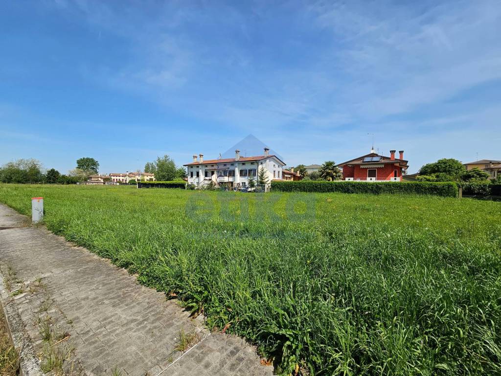 terreno edificabile in vendita a San Donà di Piave in zona Passarella