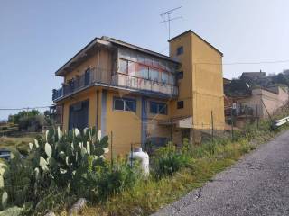 Casa indipendente in vendita a nissoria contrada perciata, snc