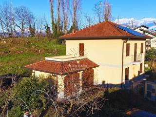 Villa in vendita a cassago brianza via campi asciutti, 28