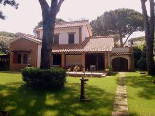 Villa in in affitto da privato a fiumicino via giulianova, 41