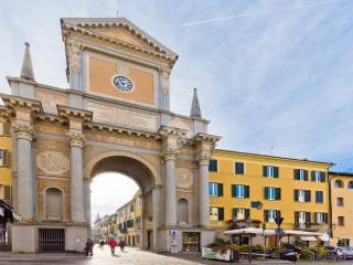 Negozio in vendita a chieri via vittorio emanuele ii