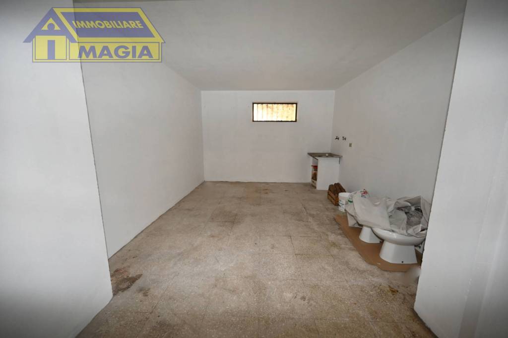 immagine annuncio 11 di 12