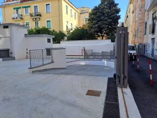 Garage in vendita a salerno via guglielmo oberan, 6
