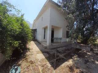 Villa bifamiliare in vendita a cinisi via giovanni falcone