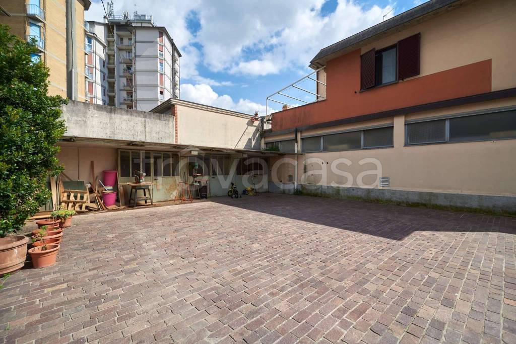 immagine annuncio 9 di 10