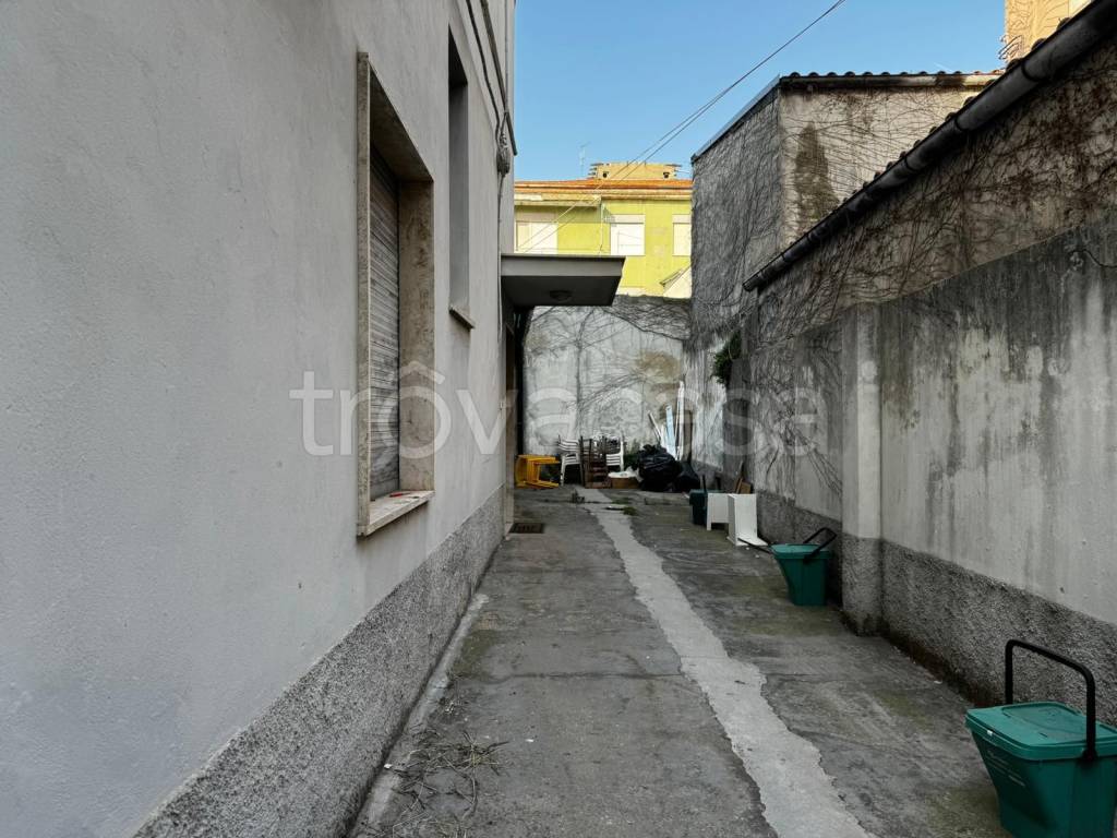 immagine annuncio 1 di 6