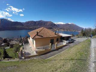 Villa bifamiliare in vendita a omegna via san gottardo, 1