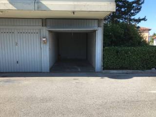 Garage in affitto a udine via luigi e michele gortani, 2