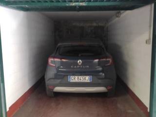 Garage in affitto ad alassio via privata maiolo