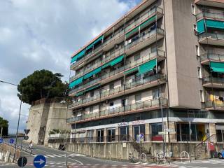 Appartamento in in vendita da privato a savona via chiavella, 2