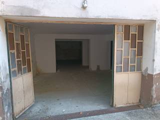 Garage in affitto a terni strada di collescipoli