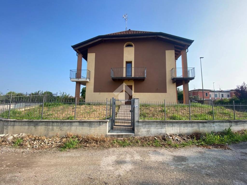 immagine annuncio 1 di 13