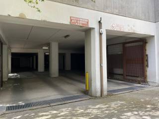 Garage in affitto a vittorio veneto viale vittorio emanuele ii, 56