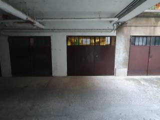 Garage in affitto a pavia viale sicilia, 115