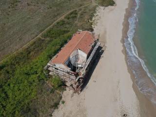 Rustico in vendita a roseto degli abruzzi riserva del borsacchio