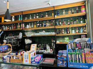 Bar in in vendita da privato a qualiano via santa maria a cubito, 41