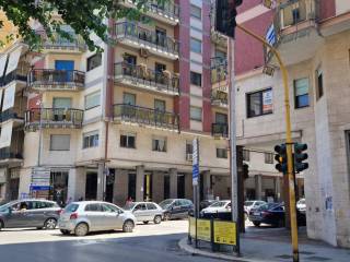 Ufficio in affitto a trani corso italia