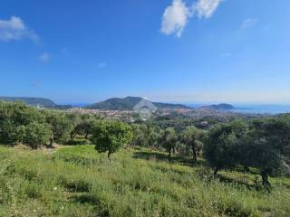 Terreno commerciale in vendita a sestri levante via lazio