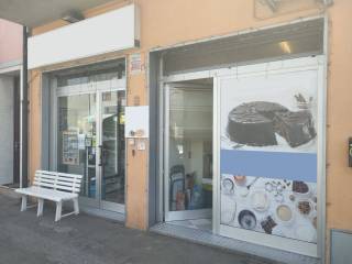 Pasticceria in in affitto da privato a viareggio via aurelia sud