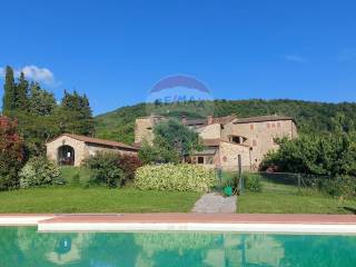 Rustico in vendita ad arezzo località san donnino, 252