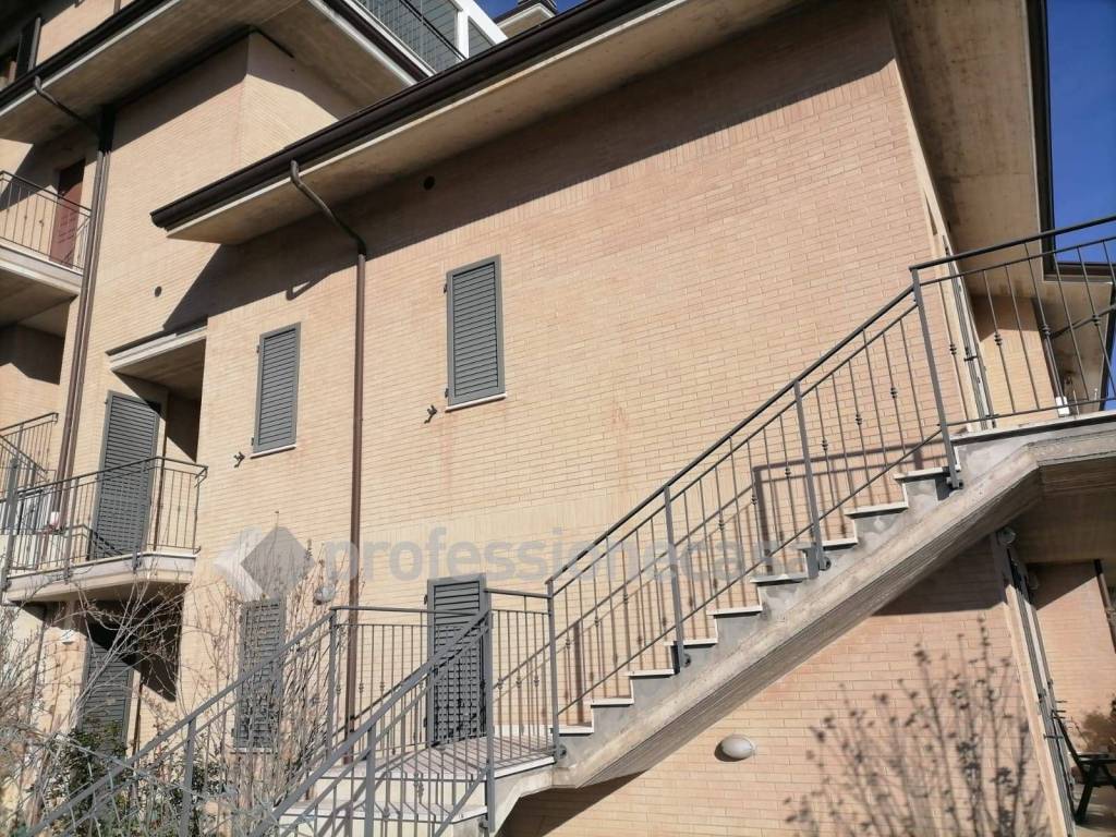 immagine annuncio 4 di 8