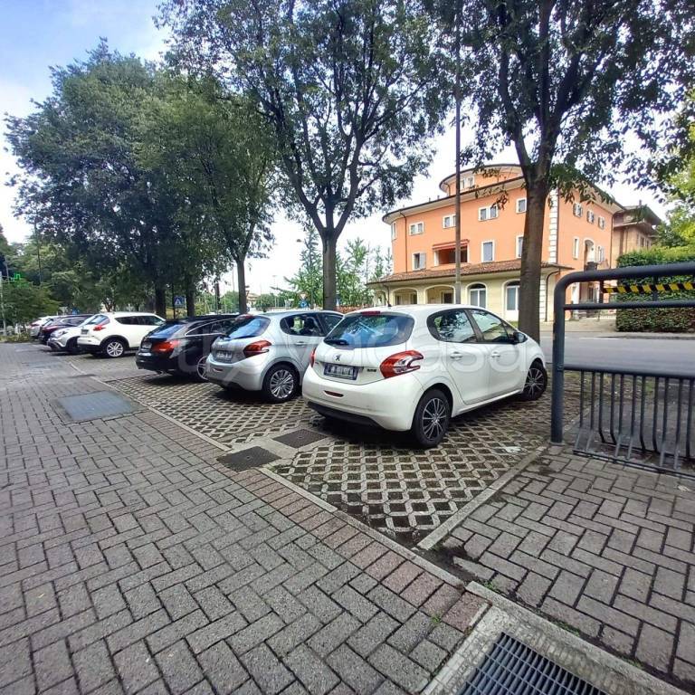 immagine annuncio 5 di 8