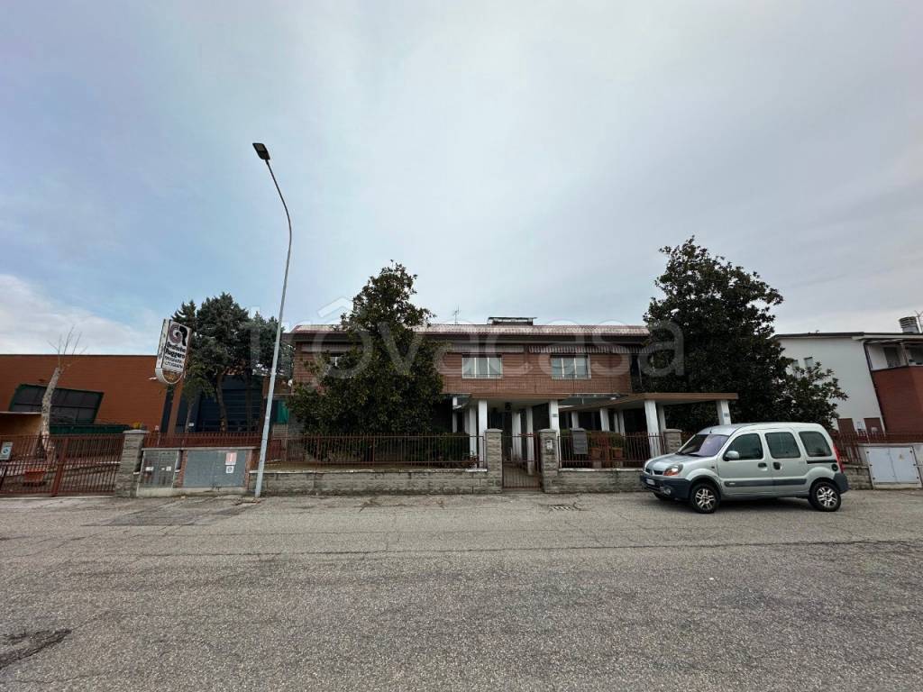 immagine annuncio 1 di 15