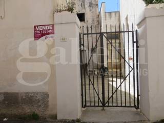 Casa indipendente in vendita a galatone via raffaele vaglio